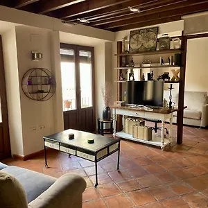 Sleep In Historic Puerta Elvira Apartamento Granada